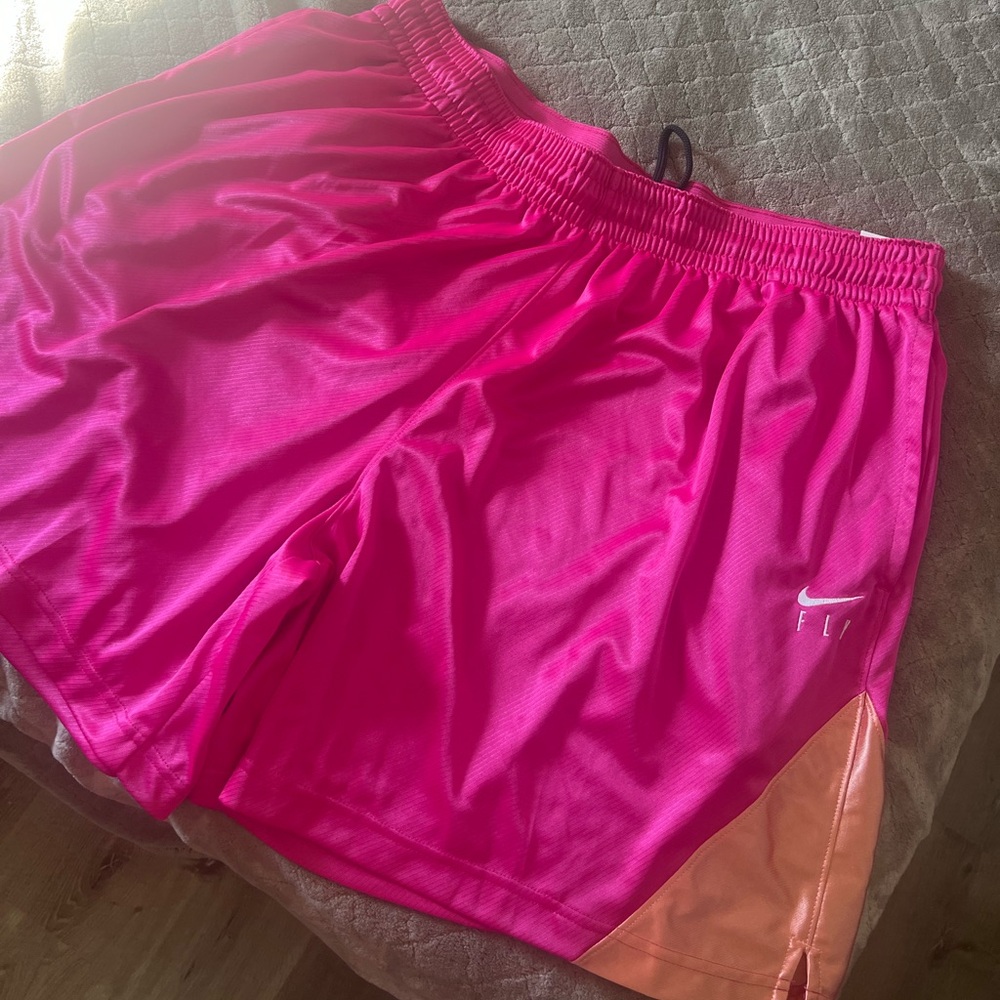 Women’s - Nike Fly long athletic shorts. NWT